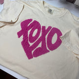 XOXO furry patch tee (SIZE Xlarge)